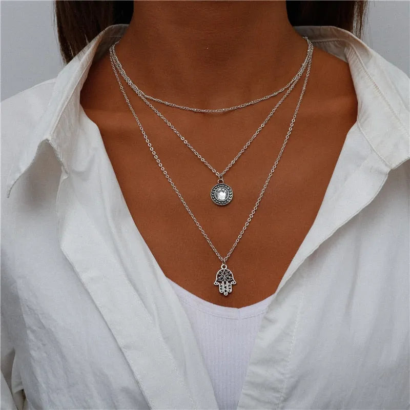 ENCHANTING MULTI-PENDANT LAYERED NECKLACE